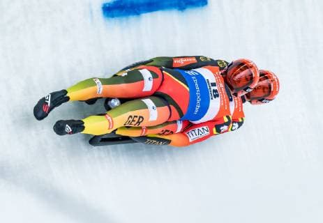 24.11.2018, Olympia Eiskanal, Innsbruck, AUT, Viessmann Rennrodel Weltcup, Igls, Herren Doppelsitzer, 1. Lauf, im Bild Tobias Wendl und Tobias Arlt (GER) Tobias Wendl and Tobias Arlt of Germany in action during her 1st run of the men s doublesseater of Viessmann World Cup at the Olympia Eiskanal in Innsbruck, Austria on 2018 11 24. Innsbruck *** 24 11 2018 Olympia Ice Canal Innsbruck AUT Viessmann Luge World Cup Igls Men Double Seater 1 run Tobias Wendl and Tobias Arlt GER Tobias Wendl and Tobias Arlt of Germany in action during her 1st run of the men s doublesseater of Viessmann World Cup at the Olympia Ice Canal Innsbruck Austria on 2018 11 24 Innsbruck  EP_ade  
