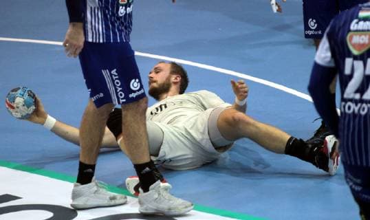 24.11.2018 Szeged(Hungary) MOL-Pick Szeged-PSG Paris Saint-Germain HB Velux EHF Champions League men s handball Henrik Toft Hansen PSG Paris Saint-Germain HB during lost match : 