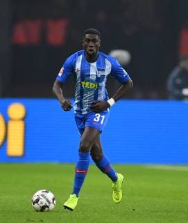 Derrick Luckassen (Hertha BSC), am Ball Hertha BSC Berlin - TSG 1899 Hoffenheim 1. Bundesliga 2018 2019, 1. BL, 1. Bundesliga, DFL, Fußball, Fussball, soccer, Herren, Männer, Maenner, Deutschland, Germany Berlin, 24.11.2018, Olympiastadion DFL REGULATIONS PROHIBIT ANY USE OF PHOTOGRAPHS AS IMAGE SEQUENCES AND OR QUASI-VIDEO *** Derrick Luckassen Hertha BSC on Ball Hertha BSC Berlin TSG 1899 Hoffenheim 1 Bundesliga 2018 2019 1 BL 1 Bundesliga DFL Football Soccer Soccer Men Men Men Germany Berlin 24 11 2018 Olympic Stadium DFL REGULATIONS PROHIBIT ANY USE OF PHOTOGRAPHS AS IMAGE SEQUENCES AND OR QUASI VIDEO
