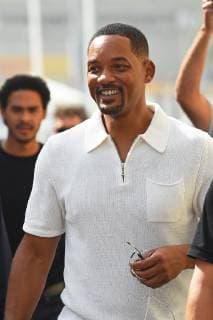 25 11 2018 xekx Formula 1 FIA Grand Prix of Abu Dhabi 2018 Race emspor Will Smith US American actor as guest at Mercedes DFL DFB REGULATIONS PROHIBIT ANY USE OF PHOTOGRAPHS as IMAGE SEQUENCES and or QUASI VIDEO Abu Dhabi eel-fotografie Eberhard Krieger