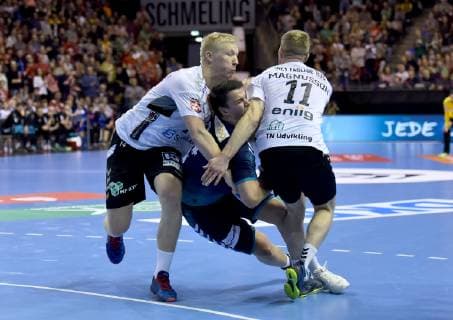 25 11 2018 xlakx EHF Cup 3 Round Fuechse Berlin Aalborg Handbold emspor v l Aleksander Selmar Aalborg Handbold 2 Frederik Simak Fuechse Berlin 24 Omar Ingi Magnusson Aalborg Handbold 11 Berlin