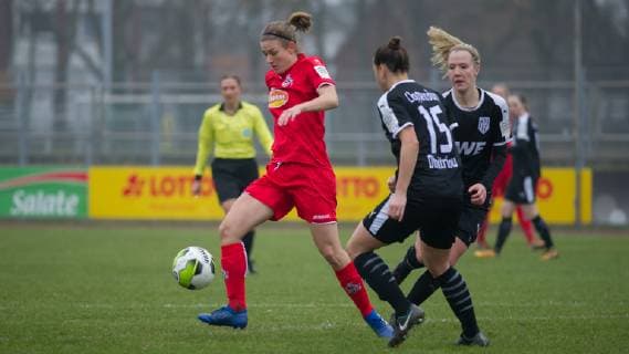 v li Carolin Schraa 1 FC Köln 7 and Charoula Dimitriou BV Cloppenburg 15 in duel duel action action game scene THE DFB RICHTLINIEN UNDERSAGEN ANY USE OF PHOTOS AS SEQUENCE PICTURES AND OR VIDEOA HNLICHE PHOTOSTRECKEN DFB REGULATIONS PROHIBIT ANY USE OF PHOTOGRAPHS AS IMAGE SEQUENCES AND OR QUASI VIDEO Football 2 Women Bundesliga BV Cloppenburg 1 FC Köln xobx