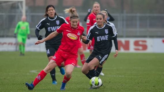 v li Carolin Schraa 1 FC Köln 7 and Athanasia Maraitou BV Cloppenburg 19 in duel duel action action game scene THE DFB RICHTLINIEN UNDERSAGEN ANY USE OF PHOTOS AS SEQUENCE PICTURES AND OR VIDEOA HNLICHE PHOTOSTRECKEN DFB REGULATIONS PROHIBIT ANY USE OF PHOTOGRAPHS AS IMAGE SEQUENCES AND OR QUASI VIDEO Football 2 Women Bundesliga BV Cloppenburg 1 FC Köln xobx