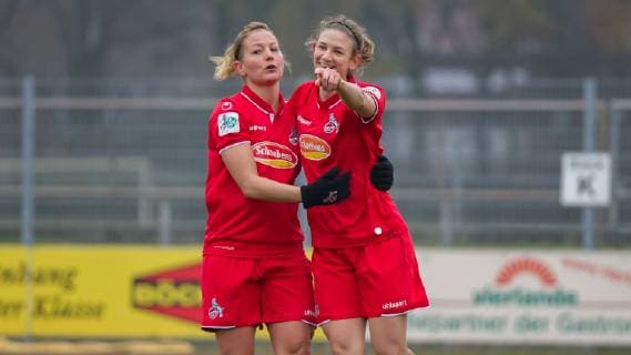 v li Julia Pfannschmidt 1 FC Köln 16 and goal scorer Carolin Schraa 1 FC Köln 7 with goal jubilation Joy about the goal to 0 2 DIE DFB RICHTLINEN UNTERSAGEN JEGLICHE USE OF PHOTOS AS SEQUENCE PICTURES AND OR VIDEOA HNLICHE PHOTOSTRECKEN DFB REGULATIONS PROHIBIT ANY USE OF PHOTOGRAPHS AS IMAGE SEQUENCES AND OR QUASI VIDEO Football 2 Women Bundesliga BV Cloppenburg 1 FC Köln xobx