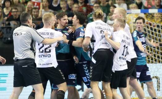 25 11 2018 Handball EHF Cup 3 Round 6 Matchday Fuechse Berlin Aalborg Handbold Picture restlessness after action Henrik Mollgaard Jensen Aalborg Handbold vs. Fabian Wiede Fuechse Berlin Handball EHF Cup 3 Round 6 Matchday Fuechse Berlin Aalborg Handbold