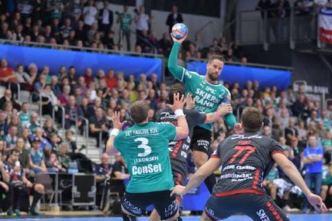 Skjern Handbold vs SG Flensburg Handewitt Handball EHF Champions League Group Phase 25 11 18 Thomas Mogensen Skjern Handbold 02 Magnus Roed SG Flensburg Handewitt 77 Benjamin Jakobsen Skjern Handbold 03 Tobias Karlsson SG Flensburg Handewitt 03 xmmkx