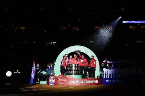 joie des joueurs de la Croatie sur le Podium Marin Cilic (Cro) Borna Coric (Cro) Ivan Dodig (Cro) Mate Pavic (Cro) Franko Skugor (Cro) TENNIS : France vs Croatie - Finale de la Coupe Davis - 25 11 2018 JBAutissier Panoramic 