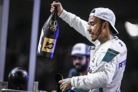 VETTEL Sebastian (ger), Scuderia Ferrari SF71H, portrait HAMILTON Lewis (gbr), Mercedes AMG F1 Petronas GP W09 Hybrid EQ Power+, portrait VERSTAPPEN Max (ned), Aston Martin Red Bull Tag Heuer RB14, portrait podium ambiance during the 2018 Formula One World Championship WM Weltmeisterschaft Abu Dhabi Grand Prix from November 22 to 25 in Yas Marina - Photo Francois Flamand DPPI Motorsports: FIA Formula One World Championship 2018, Grand Prix of Abu Dhabi, World Championship;2018;Grand Prix;Abu Dhabi, 44 Lewis Hamilton (GBR, Mercedes AMG Petronas F1 Team), Abu Dhabi United Arab Emirates
