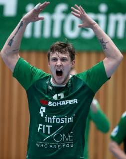 Germany Würzburg s Oliver Arena 25 11 2018 Handball 2 Bundesliga DJK Rimpar Woelfe TuS N Luebbecke Picture v l Patrick Schmidt DJK Rimpar Wölfe 17 Jubel Copyright: HMBxMedia xHeikoxBecker