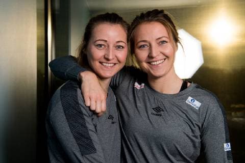 181126 Sanna Solberg and goalkeeper Silje Solberg of Norway pose for a portrait during a press event on November 26, 2018 in Fornebu. Photo: Jon Olav Nesvold BILDBYRN kod JE 160367  Copyright: JONxOLAVxNESVOLD BB181126JE002