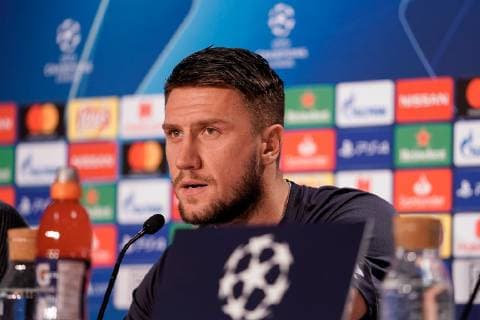 Ermin Bicakcic Hoffenheim 4 single frame action action game scene portrait portrait at the press conference PK Press Conference press date media date football UEFA Champions League press conference TSG 1899 Hoffenheim xozx