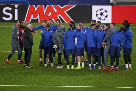 November 26, 2018 - Turin, Italy - Valencia during the training before the UEFA Champions League match between Juventus and Valencia CF at Allianz Juventus Stadium in Turin, Italy on November 26, 2018 Juventus v Valencia - Champions League previews  - ZUMAn230 20181126_zaa_n230_205 Copyright: xJosexBretonx