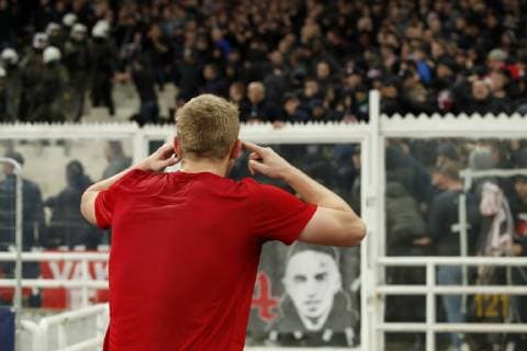 Matthijs de Ligt of Ajax talking with Ajax supporters during the UEFA Champions League group E match between AEK FC and Ajax Amsterdam at the OAKA Spyros Louis on November 27, 2018 in Athens, Greece UEFA Champions League 2018 2019 xVIxVIxImagesx xMauricexvanxSteenxIVx 12908129