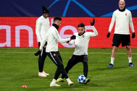 AS Monaco s Radamel Falcao (2R) participates in a training session at Wanda Metropolitano stadium, in Madrid, Spain, 26 November 2018. AS Monaco will face Atletico de Madrid during a UEFA Champions League group A soccer match at Wanda Metropolitano stadium on 28 November 2018. AS Monaco training session !ACHTUNG: NUR REDAKTIONELLE NUTZUNG!  Copyright: xRodrigoxJimenezx GRAF7462 20181127-636789441951276200