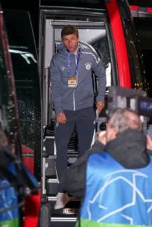 Thomas Mueller 25 FC Bayern Muenchen to leave team bus FC Bayern Muenchen vs. Benfica Lisbon Soccer preliminary round Champions League 27 11 2018 Munich Bayern Germany Copyright: xkolbert-press ChristianxKolbertx