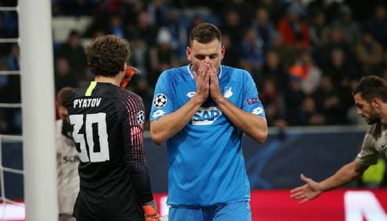 6 minute Adam SZALAI 28 1899 Hoffenheim awards torchance UEFA Champions League TSG 1899 Hoffenheim vs. Schachtar Donezk Groupe F 5 Matchday November 27 2018 Wirsol Rhein Neckar Arena Germany YmdY DFL DFL regulations prohibit any use of photographs as image sequences and or quasi video TSG 1899 Hoffenheim Schachtar Donezk