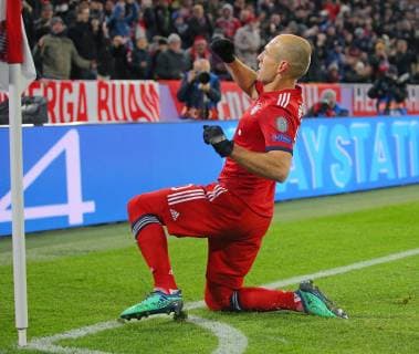 SOCCER - UEFA CL, Bayern vs Benfica MUNICH,GERMANY,27.NOV.18 - SOCCER - UEFA Champions League, FC Bayern Muenchen vs Benfica Lissabon. Image shows the rejoicing of Arjen Robben (Bayern). GEPAxpictures xThomasxBachun