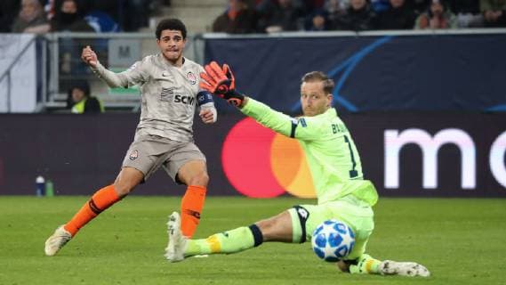 v li Taison Barcellos Freda Donezk 7 Oliver Baumann Goalkeeper Hoffenheim 1 scores goal to 0 2 goals Goal success Highlight Action Action Scene Soccer UEFA Champions League TSG 1899 Hoffenheim FK Schachtar Donezk xozx