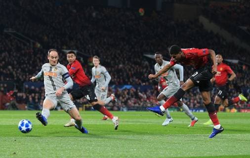 Marcus Rashford of Manchester United ManU takes a shot on goal during the UEFA Champions League match at Old Trafford, Manchester. Picture date 27th November 2018. Picture credit should read: Matt McNulty Sportimage EDITORIAL USE ONLY. No use with unauthorised audio, video, data, fixture lists, club league logos or live services. Online in-match use limited to 120 images, no video emulation. No use in betting, games or single club league player publications.