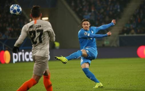 Nico SCHULZ 16 1899 Hoffenheim UEFA Champions League TSG 1899 Hoffenheim vs. Schachtar Donezk Groupe F 5 Matchday November 27 2018 Wirsol Rhein Neckar Arena Germany YmdY DFL DFL regulations prohibit any use of photographs as image sequences and or quasi video TSG 1899 Hoffenheim Schachtar Donezk