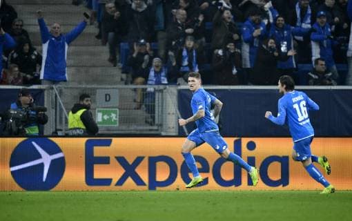 Goal to 2 2 Steven Zuber TSG 1899 Hoffenheim by header Cheering goal TSG 1899 Hoffenheim vs. Schachtjor Schachtar Shakhtar Donezk Donetsk Champions League CL Group phase 27 11 2018 DFL REGULATIONS PROHIBIT ANY USE OF PHOTOGRAPHS AS IMAGE SEQUENCES AND OR QUASI VIDEO TSG 1899 Hoffenheim vs. Schachtjor Donezk