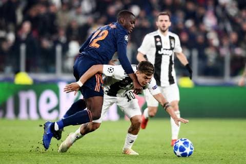 Mg Torino 27 11 2018 - Champions League Juventus-Valencia foto Matteo Gribaudi Image nella foto: Mouctar Diakhaby-Paulo Dybala 