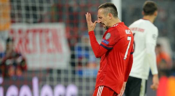 SOCCER - UEFA CL, Bayern vs Benfica MUNICH,GERMANY,27.NOV.18 - SOCCER - UEFA Champions League, FC Bayern Muenchen vs Benfica Lissabon. Image shows the disappointment of Franck Ribery (Bayern). GEPAxpictures xThomasxBachun