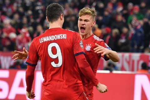 Goal cheer Robert LEWANDOWSKI Bayern Muenchen after goal to 4 1 with Joshua KIMMICH Bayern Muenchen Action cheer joy enthusiasm FC Bayern Muenchen M Benfica Lisbon Football Champions League Group E on 27 11 2018 A L L I A N Z A R E N A DFL REGULATIONS PROHIBIT ANY USE OF PHOTOGRAPHS AS IMAGE SEQUENCES AND OR QUASI VIDEO