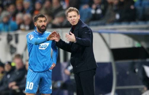 Kerem DERIMBAY 10 1899 Hoffenheim Julian NAGELSMANN Trainer 1899 Hoffenheim UEFA Champions League TSG 1899 Hoffenheim vs. Schachtar Donezk Groupe F 5 Matchday November 27 2018 Wirsol Rhein Neckar Arena Germany YmdY DFL DFL regulations prohibit any use of photographs as image sequences and or quasi video TSG 1899 Hoffenheim Schachtar Donezk