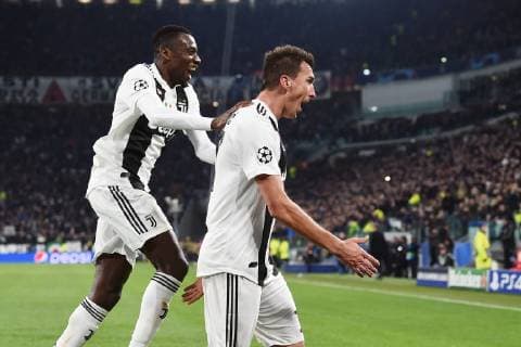 Fußball, CL, Juventus Turin - FC Valencia Mg Torino 27 11 2018 - Champions League Juventus-Valencia foto Matteo Gribaudi Image nella foto: esultanza gol Mario Mandzukic 