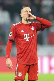 Goal celebration by Franck Ribery 7 FC Bayern Muenchen to 5 1 FC Bayern Muenchen vs. Benfica Lisbon soccer preliminary round Champions League 27 11 2018 Muenchen Bayern Deutschland Copyright: xkolbert-press ChristianxKolbertx