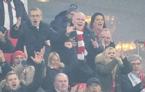 Uli HOENESS (FCB President ), FCB President and chairman, celebrates the 5-1 goal of Franck RIBERY, FCB 7 FC BAYERN MUNICH - BENFICA LISBON UEFA Football Champions League , Munich, November 27, 2018, Season 2018 2019, group stage, group E, FCB, Lissabon, Photographer: Peter Schatz MAGICS