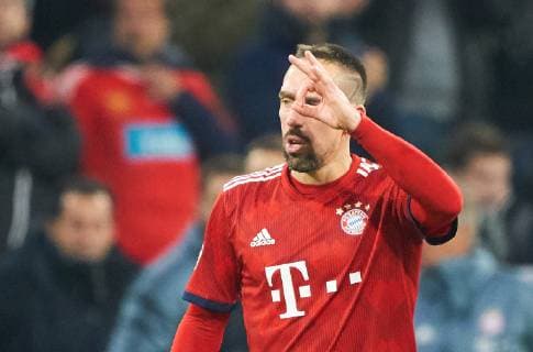 Franck RIBERY, FCB 7 celebrates his goal 5-1 FC BAYERN MUNICH - BENFICA LISBON UEFA Football Champions League , Munich, November 27, 2018, Season 2018 2019, group stage, group E, FCB, Lissabon, Photographer: Peter Schatz MAGICS