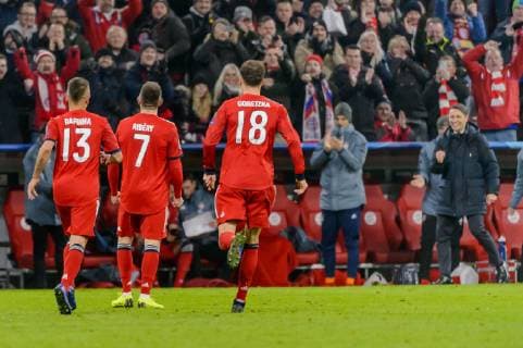 Munich Germany 27 11 2018 UEFA Champions League 2018 19 Season Back Round Group Phase Group E 5 Matchday FC Bayern Muenchen SL Benfica Lisbon cheers for Franck Ribery FCB with coach Niko Kovac FCB after the goal to 5 1 DeFodi527