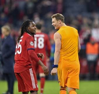 27 11 2018 Football UEFA Champions League 2018 2019 Group phase 5 matchday FC Bayern Munich Benfica Lisbon at the Allianz Arena Munich v l Renato Sanches Bayern Munich and goalkeeper Manuel Neuer FC Bayern Munich are happy after the match DFL and DFB regulations prohibit any use of photographs as image sequences and or quasi video