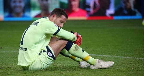 2 3 defeat for hoffenheim out in the chamopins league Oliver Baumman 1 goal 1899 Hoffenheim UEFA Champions League TSG 1899 Hoffenheim vs. Schachtar Donezk Groupe F 5 Matchday November 27 2018 Wirsol Rhein Neckar Arena Germany YmdY DFL DFL regulations prohibit any use of photographs as image sequences and or quasi video TSG 1899 Hoffenheim Schachtar Donezk