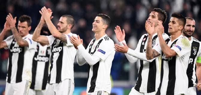 Fußball, CL, Juventus Turin - FC Valencia Mg Torino 27 11 2018 - Champions League Juventus-Valencia foto Matteo Gribaudi Image nella foto: esultanza fine gara Juventus 