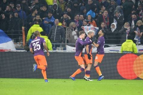 Fußball, CL, Olympique Lyon - Manchester City Joie de Sergio Aguero avec Fernandinho et John Stones et Riyad Mahrez (manchester city) FOOTBALL : Lyon vs Manchester City - Phase de groupes - Ligue des Champions - 27 11 2018 FredericChambert Panoramic 