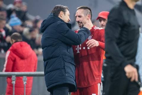 27 11 2018 xkvx Football UEFA Champions League FC Bayern Muenchen Benfica Lisbon emspor v l Franck Ribery FCB FC Bayern Muenchen will be replaced Coach Niko Kovac FCB FC Bayern Muenchen DFL DFB REGULATIONS PROHIBIT ANY USE OF PHOTOGRAPHS as IMAGE SEQUENCES and or QUASI VIDEO Muenchen