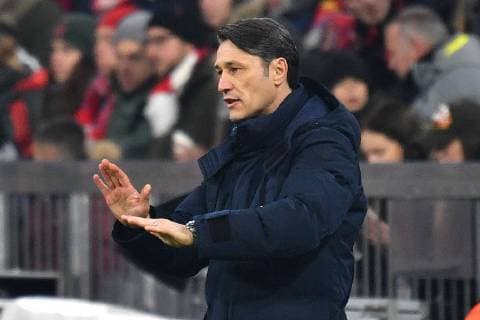 Niko KOVAC Coach Bayern Munich gestures gives instructionun single image cut single motif half figure half figure FC Bayern Munich M Benfica Lisbon 5 1 Football Champions League Group E on 27 11 2018 A L L I A N Z A R E N A DFL REGULATIONS PROHIBIT ANY USE OF PHOTOGRAPHS AS IMAGE SEQUENCES AND OR QUASI VIDEO
