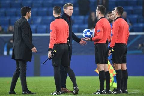 27 11 2018 xmeix Football UEFA Champions League TSG 1899 Hoffenheim FC Shakhtar Donetsk emspor v l Coach Paulo Fonseca Schachtar Donezk Hoffenheims Coach Julian Nagelsmann TSG 1899 Hoffenheim with the referee team of referee Ivan Kruzliak DFL DFB REGULATIONS PROHIBIT ANY USE OF PHOTOGRAPHS as IMAGE SEQUENCES and or QUASI VIDEO Sinsheim prio:1