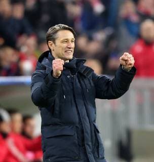 Soccer Champions League Season 2018 2019 Group Phase Men Germany 27 11 2018 5 Matchday FC Bayern Munich Benfica Lisbon v l Action Jubilee Jubilee Jubilee after Goal to 5 1 Coach Niko Kovac FC Bayern Munich
