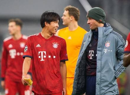 Celebration after the match: Wooyeong JEONG, FCB 20 Thomas MUELLER, MÜLLER, FCB 25 Manuel NEUER, FCB 1 FC BAYERN MUNICH - BENFICA LISBON 5-1 UEFA Football Champions League , Munich, November 27, 2018, Season 2018 2019, group stage, group E, FCB, Lissabon, Photographer: Peter Schatz MAGICS