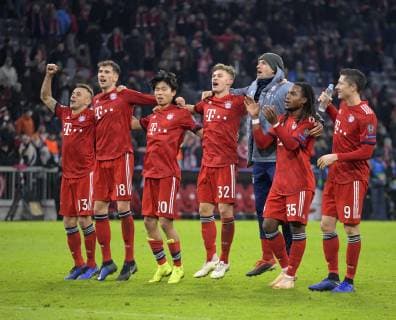 27 11 2018 Football UEFA Champions League 2018 2019 Group stage 5 Matchday FC Bayern Munich Benfica Lisbon at the Allianz Arena Munich Bayern v li Leon Goretzka FC Bayern Munich Wooyeong Jeong FC Bayern Munich Joshua Kimmich FC Bayern Munich Thomas Müller FC Bayern Munich Final Jubilee Renato Sanches Bayern München Robert Lewandowski FC Bayern München Goalkeeper Manuel Neuer FC Bayern München David Alaba FC Bayern München Sandro Wagner FC Bayern München Niklas Süle FC Bayern München DFL and DFB regulations prohibit any use of photographs as image sequences and or quasi video