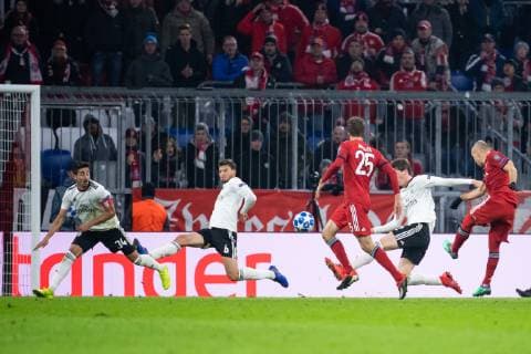 27 11 2018 xkvx Football UEFA Champions League FC Bayern Munich Benfica Lisbon emspor v l Goal scored Goal to 2 0 by Arjen Robben FCB FC Bayern Munich DFL DFB REGULATIONS PROHIBIT ANY USE OF PHOTOGRAPHS as IMAGE SEQUENCES and or QUASI VIDEO Munich