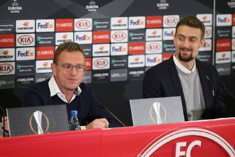 SOCCER - UEFA EL, RBS vs RB Leipzig SALZBURG,AUSTRIA,28.NOV.18 - SOCCER - UEFA Europa League, Red Bull Salzburg vs RasenBallsport Leipzig, preview, press conference PK Pressekonferenz Image shows head coach Ralf Rangnick and Stefan Ilsanker (RB Leipzig). GEPAxpictures xMathiasxMandl