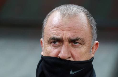 Sport Bilder des Tages MOSCOW, RUSSIA â€“ NOVEMBER 28, 2018: Galatasaray Istanbul head coach Fatih Terim in their 2018 19 UEFA Champions League Group G Round 5 football match against Lokomotiv Moscowâ€™s at RZD Arena. Sergei Fadeichev TASS  TS09921F