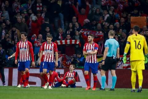 Fußball, CL, Yoga-Jubel von Antoine Griezmann und Thomas Lemar November 28, 2018 - Madrid, MADRID, SPAIN - Griezmann of Atletico de Madrid celebrates the goal during the UEFA Champions League football match between Atletico de Madrid and AS Monaco FC on November 28th, 2018 at Wanda Motropolitano stadium in Madrid, Spain. Soccer: Champions League - Atletico de Madrid v AS Monaco - ZUMAa181 20181128_zaa_a181_088 Copyright: xAFP7x