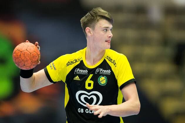 181128 Sävehofs Oskar Sunnefeldt under handbollsmatchen i Handbollsligan mellan Sävehof och Guif den 28 november 2018 i Partille.  Copyright: MICHAELxERICHSEN BB181128MI027