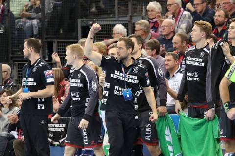 SG Flensburg Handewitt vs MOL Pick Szeged Handball EHF Champions League Group stage 28 11 18 Maik Machulla SG Flensburg Handewitt Trainer xmmkx